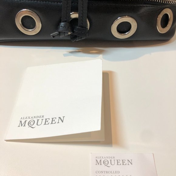 Alexander McQueen Leather Backpack - Picture 4 of 7